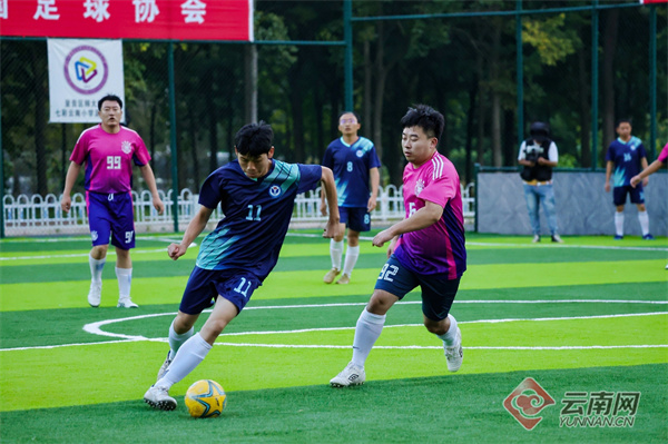 entit, 足球传递健