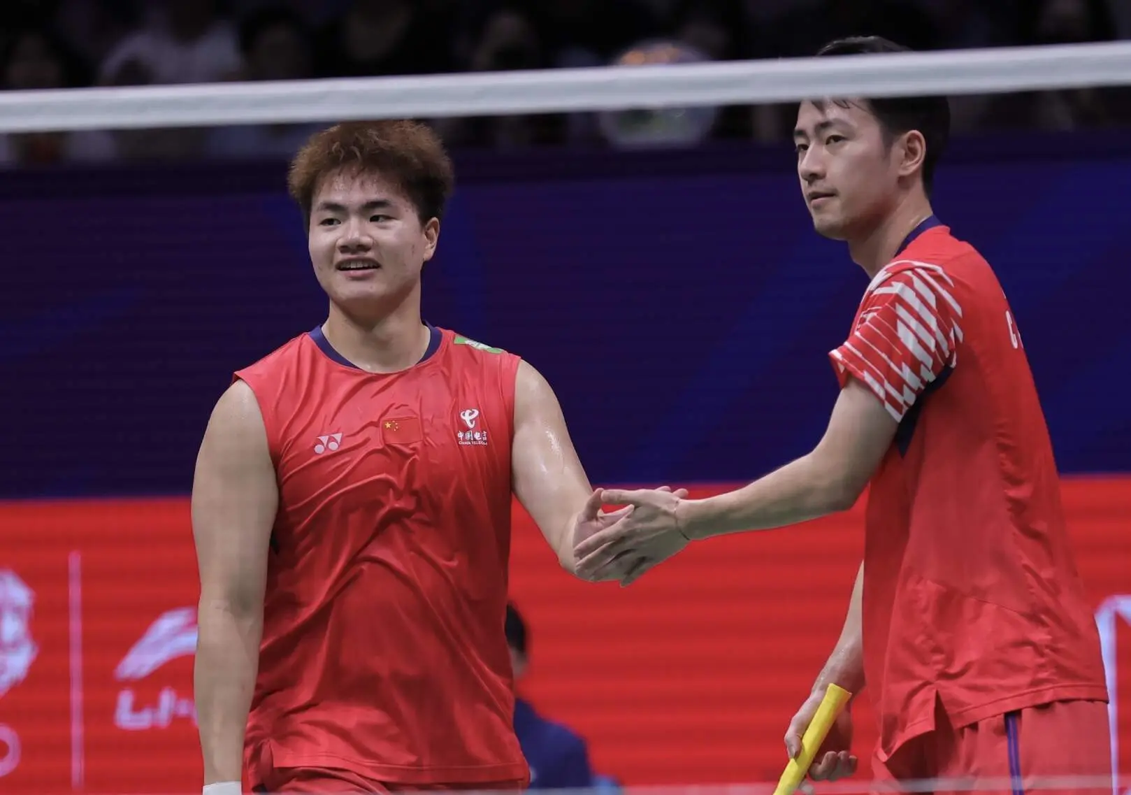 强力冲击, 梁伟铿和王, class